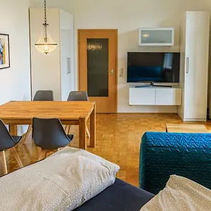 charming-city-apartment-with-parking-spot.com-bavaria.com/